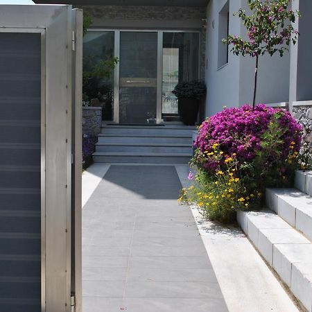 Elion Luxury Apartments Kalamata Exterior foto